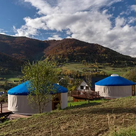 Lüks kamp alanı Gorski Glamping - Jurta Z Widokiem