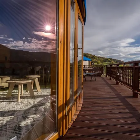Lüks kamp alanı Gorski Glamping - Jurta Z Widokiem *